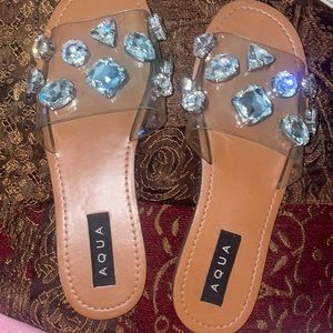 Size 9 Womens sandals/flip flop